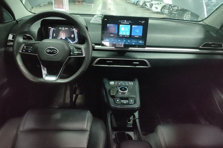 Used BYD e2 2021 Comfort Model Center Console