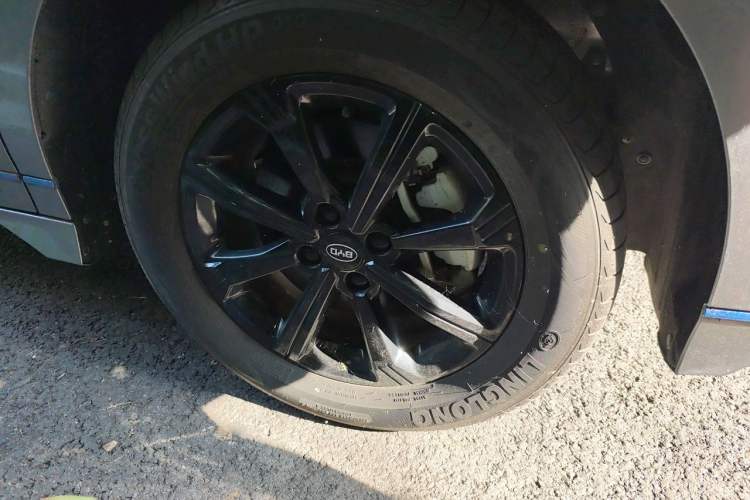 Used BYD e2 2021 Luxury Model Exterior 1