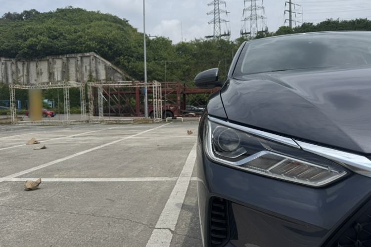 Used BYD e2 2021 Comfort Model Exterior 4