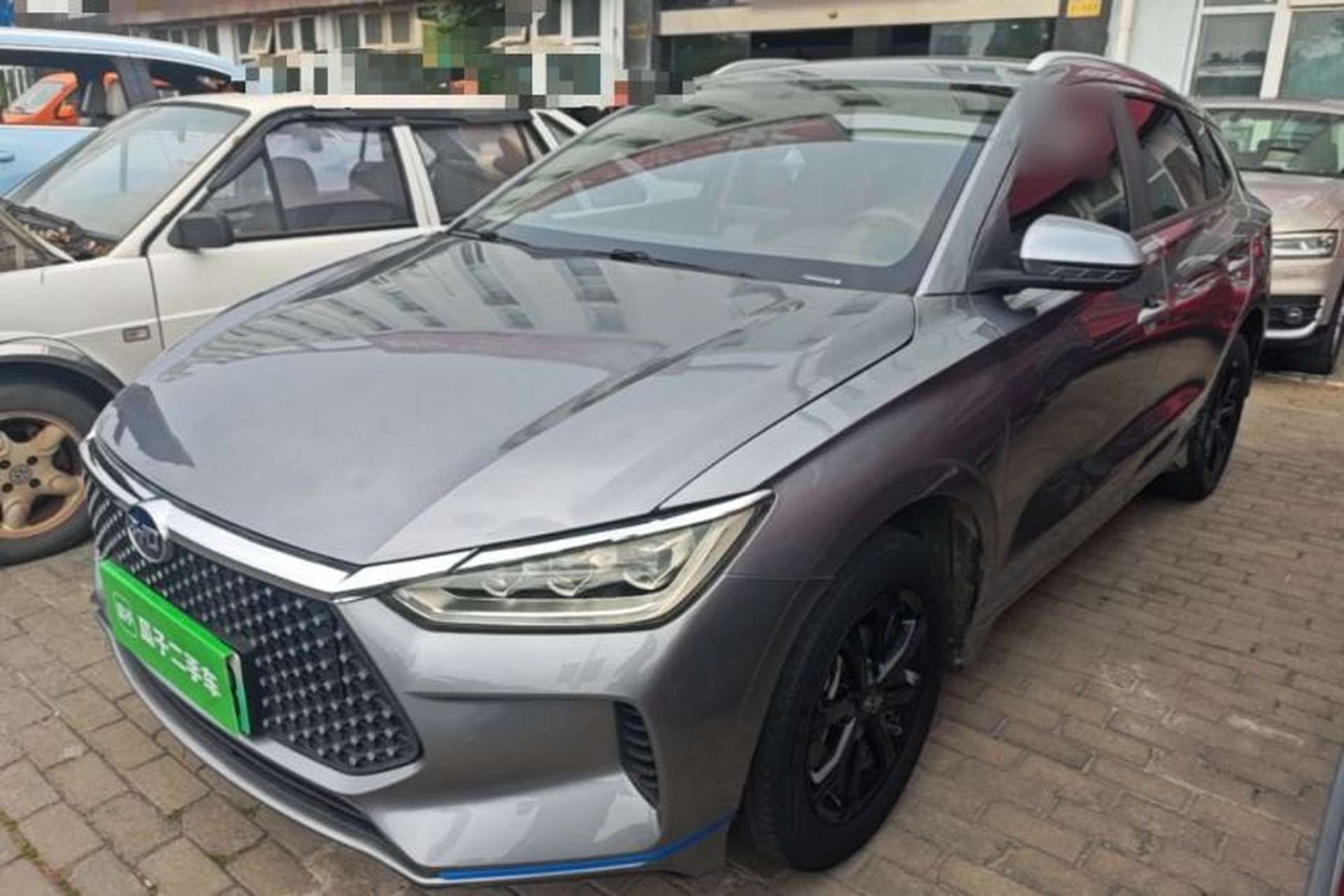 Used BYD e2 2021 Luxury Model Front Left 45 Deg