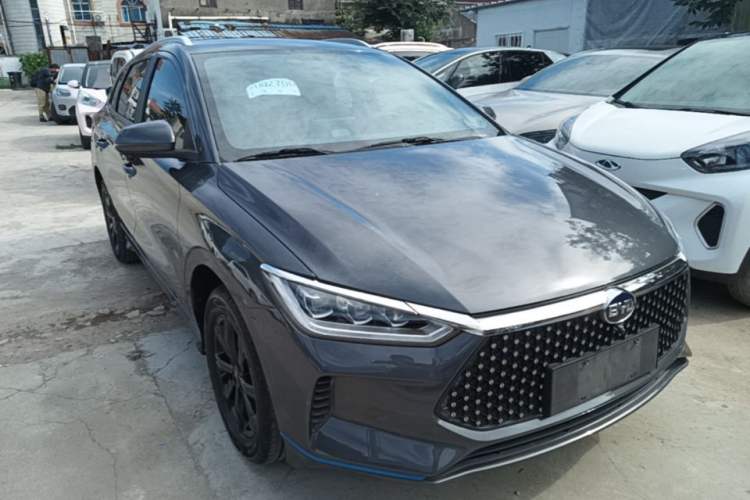 Used BYD e2 2021 Luxury Model Front Right 45 Deg