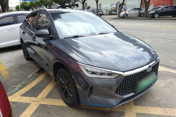 Used BYD e2 2021 Luxury Model Front Right 45 Deg