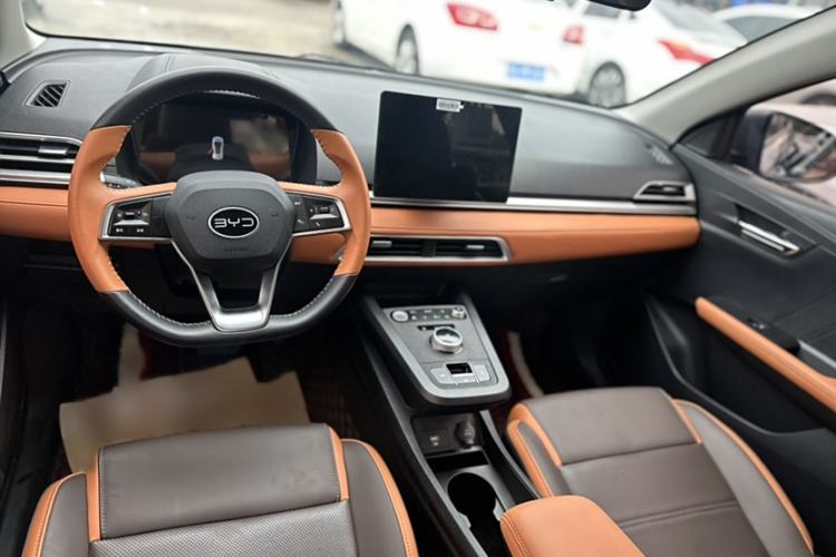 Used BYD e2 2021 Luxury Model Interior 1