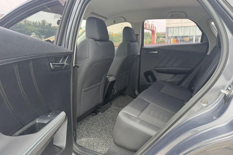 Used BYD e2 2021 Comfort Model Interior 10