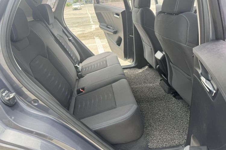 Used BYD e2 2021 Comfort Model Interior 12