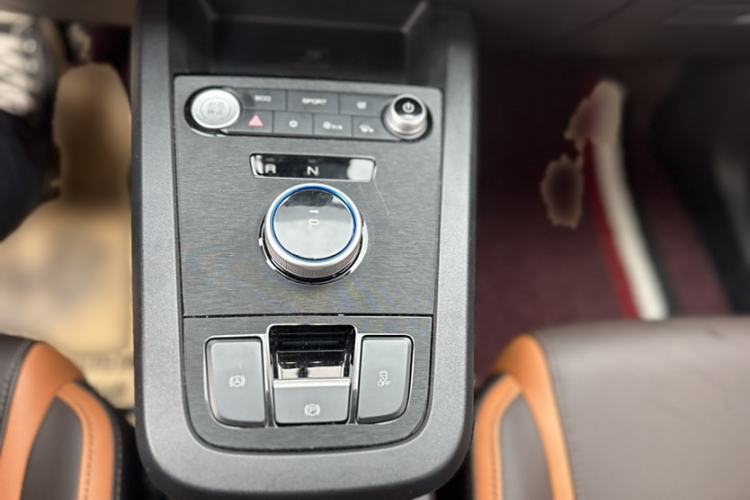 Used BYD e2 2021 Luxury Model Interior 3