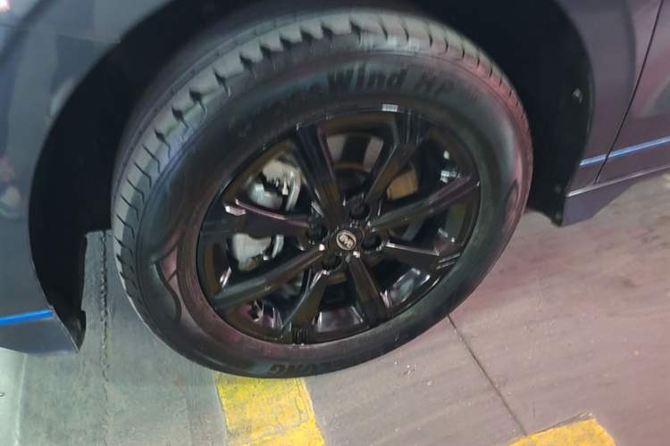 Used BYD e2 2021 Luxury Model Left Front Wheel Hub