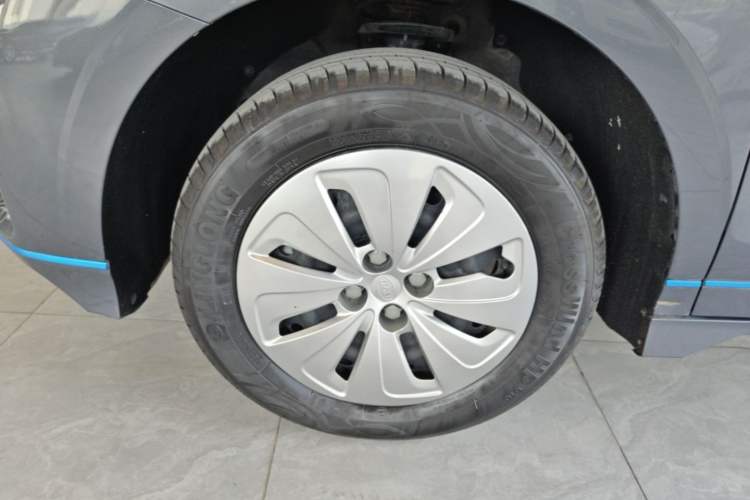 Used BYD e2 2021 Comfort Model Left Front Wheel Hub