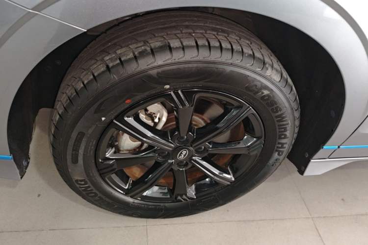 Used BYD e2 2021 Luxury Model Left Front Wheel Hub