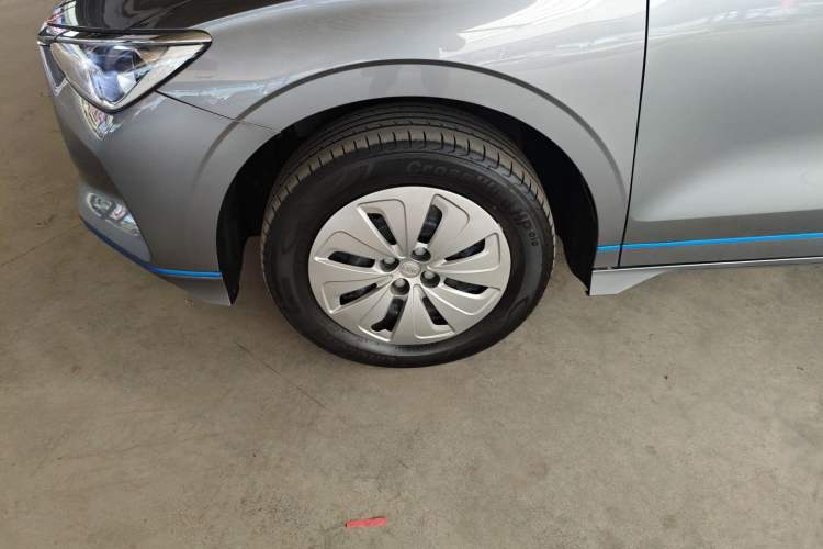 Used BYD e2 2021 Comfort Model Left Front Wheel Hub