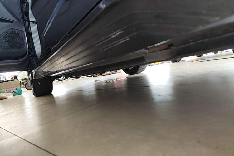Used BYD e2 2021 Luxury Model Left Side Sill