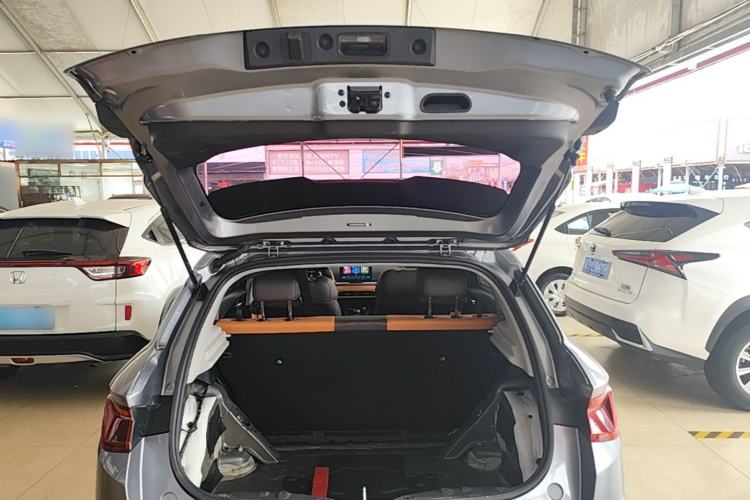 Used BYD e2 2021 Comfort Model Trunk