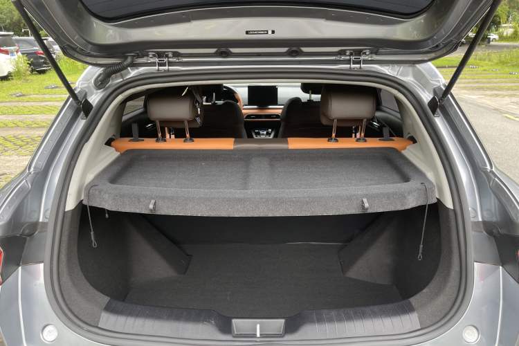Used BYD e2 2021 Luxury Model Trunk