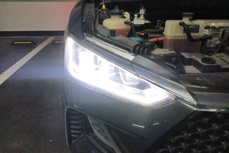 Used BYD e2 2021 Luxury Model Right Front Headlight