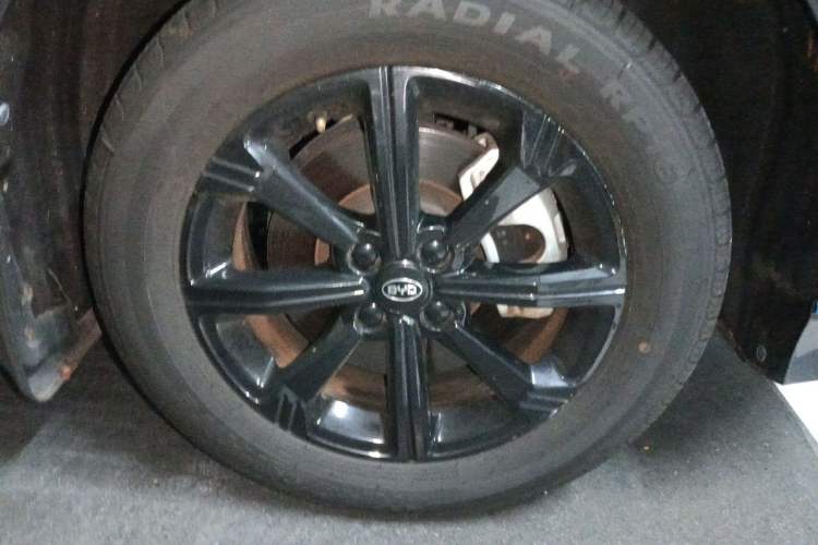 Used BYD e2 2021 Luxury Model Right Front Wheel Hub