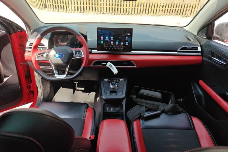 Used BYD e2 2021 Deluxe Model Center Console