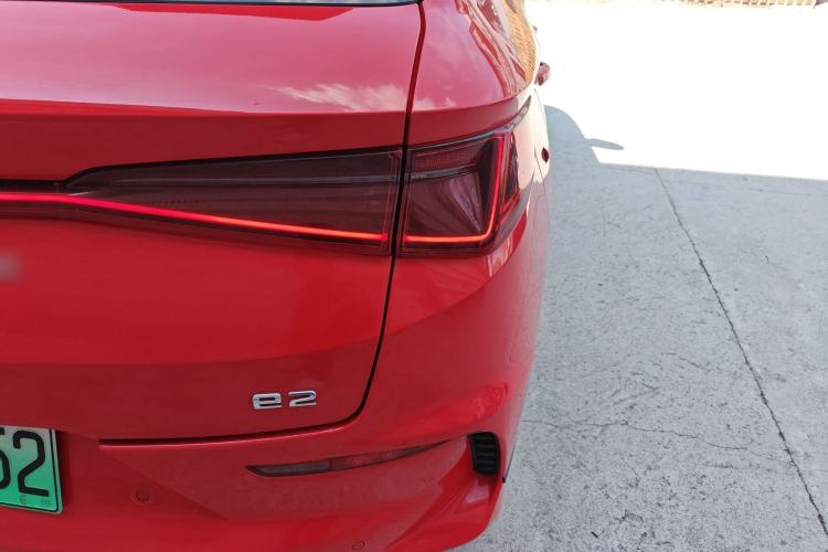 Used BYD e2 2021 Deluxe Model Exterior 3
