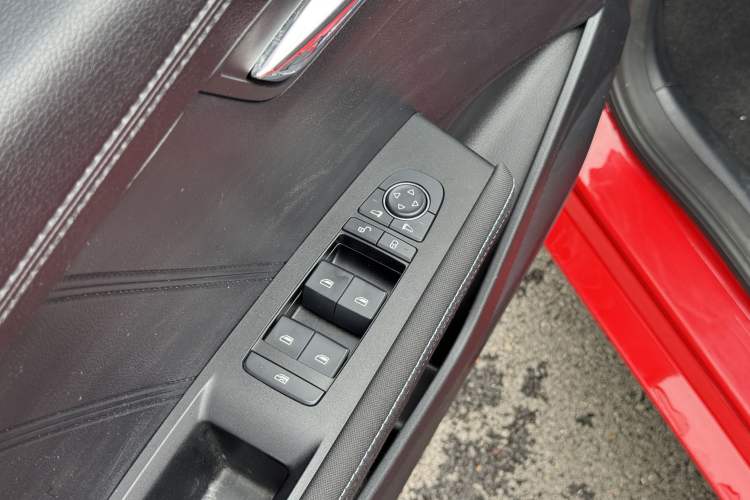 Used BYD e2 2021 Comfort Model Interior 2