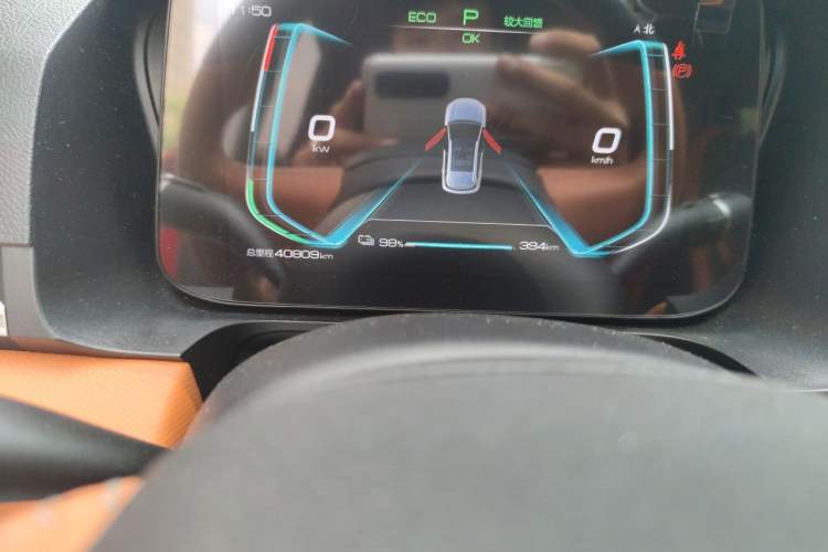 Used BYD e2 2021 Luxury Model Odometer Close Up