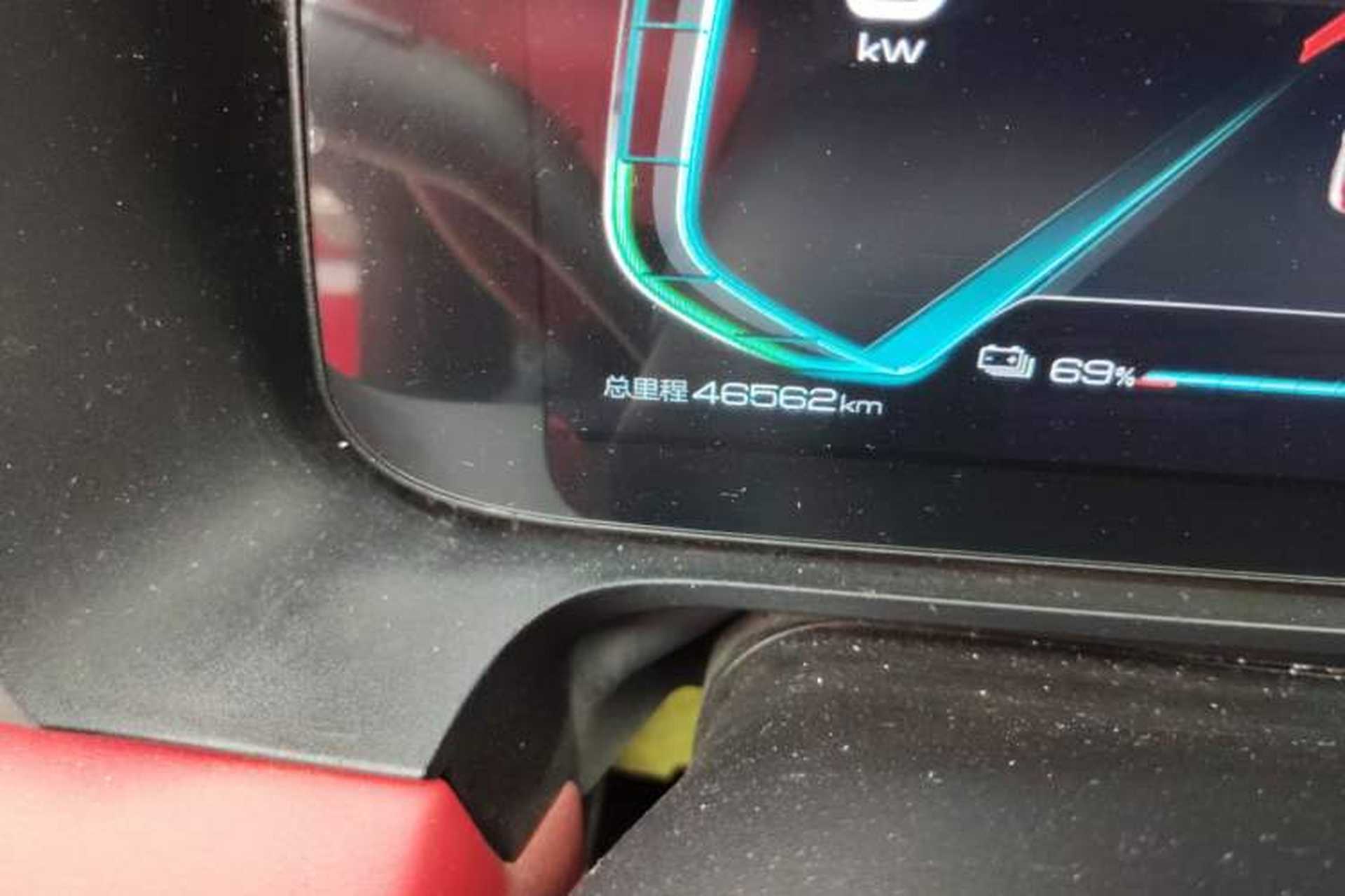 Used BYD e2 2021 Deluxe Model Odometer Close Up