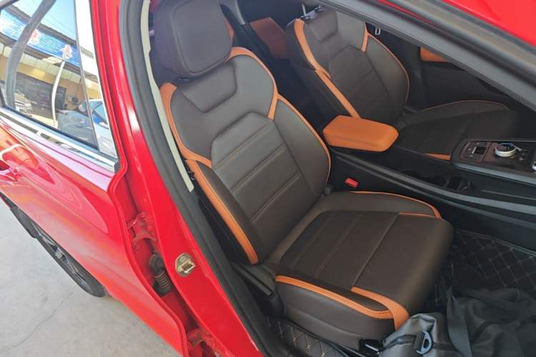 Used BYD e2 2021 Luxury Model Right Front Seat