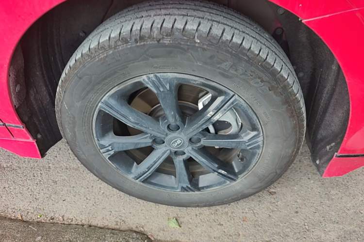 Used BYD e2 2021 Luxury Model Right Front Wheel Hub
