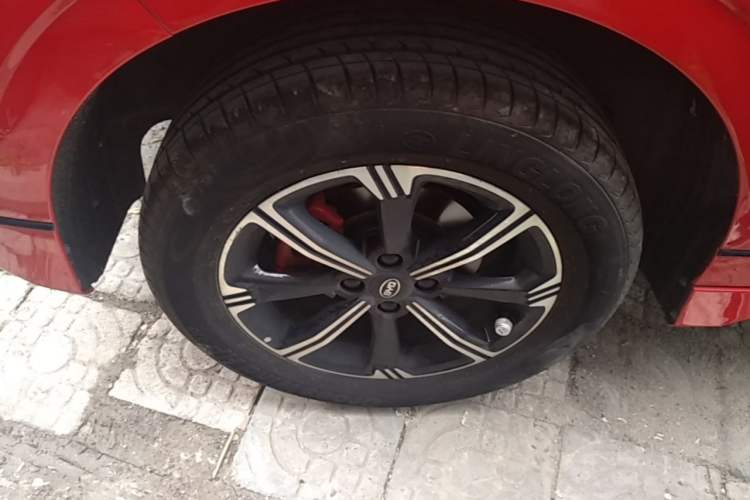 Used BYD e2 2021 Deluxe Model Right Rear Wheel Hub