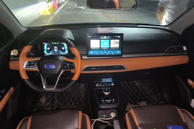 Used BYD e2 2021 Luxury Model Center Console