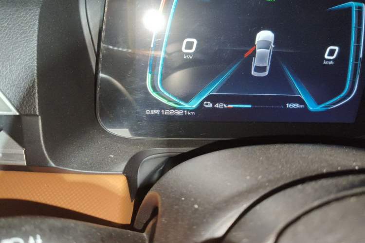 Used BYD e2 2021 Deluxe Model Odometer Close Up