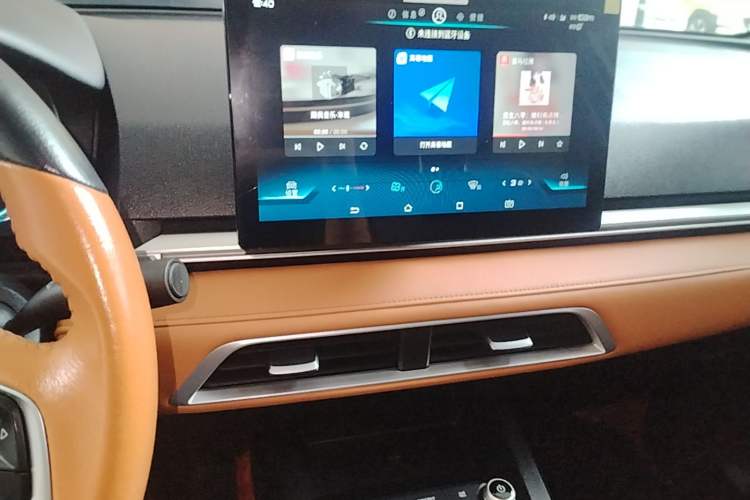 Used BYD e2 2021 Luxury Model Audio And AC Panel