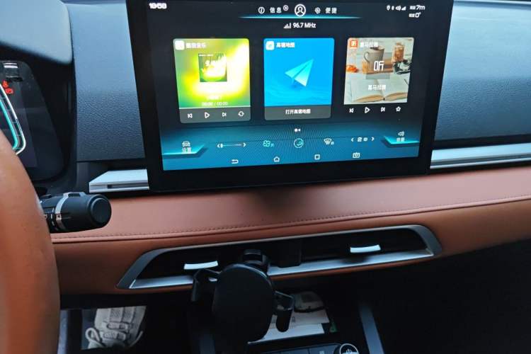 Used BYD e2 2021 Luxury Model Audio And AC Panel