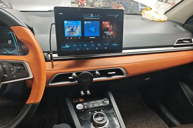 Used BYD e2 2021 Luxury Model Audio And AC Panel