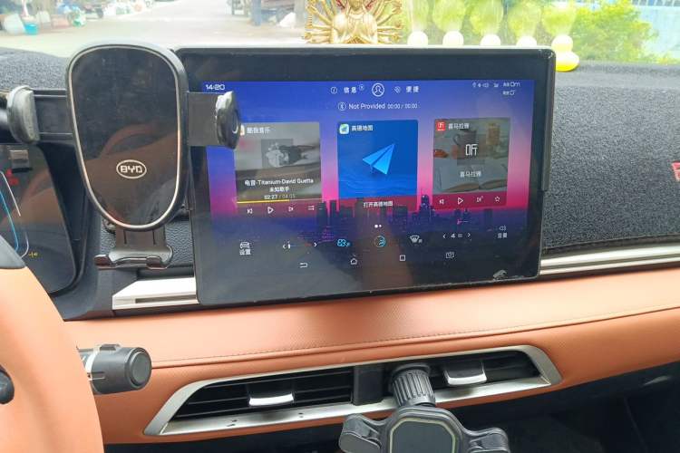 Used BYD e2 2021 Luxury Model Audio And AC Panel