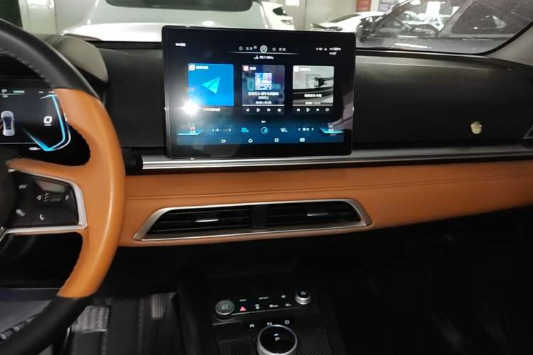 Used BYD e2 2021 Luxury Model Audio And AC Panel