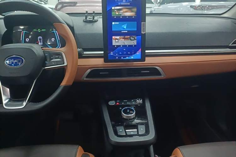 Used BYD e2 2021 Luxury Model Audio And AC Panel
