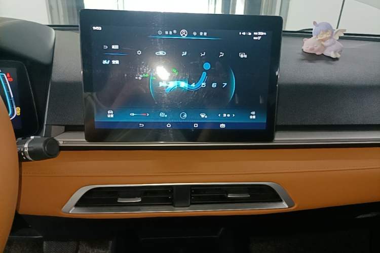Used BYD e2 2021 Luxury Model Audio And AC Panel