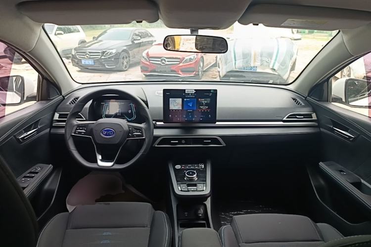 Used BYD e2 2021 Comfort Model Center Console