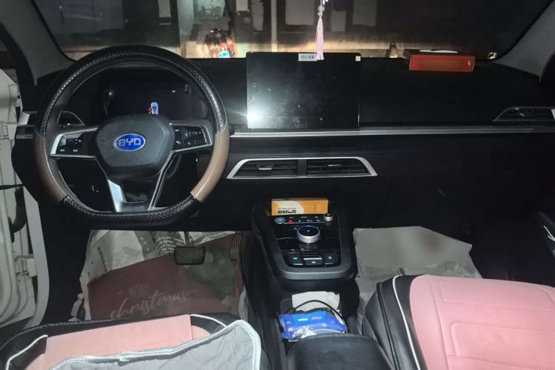 Used BYD e2 2021 Comfort Model Center Console