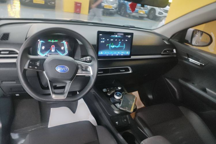 Used BYD e2 2021 Comfort Model Center Console