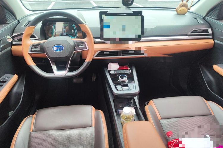 Used BYD e2 2021 Comfort Model Center Console