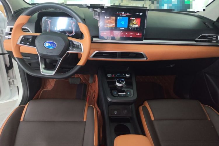 Used BYD e2 2021 Luxury Model Center Console