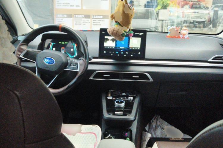 Used BYD e2 2021 Standard Model Center Console