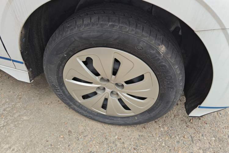 Used BYD e2 2021 Comfort Model Exterior 1