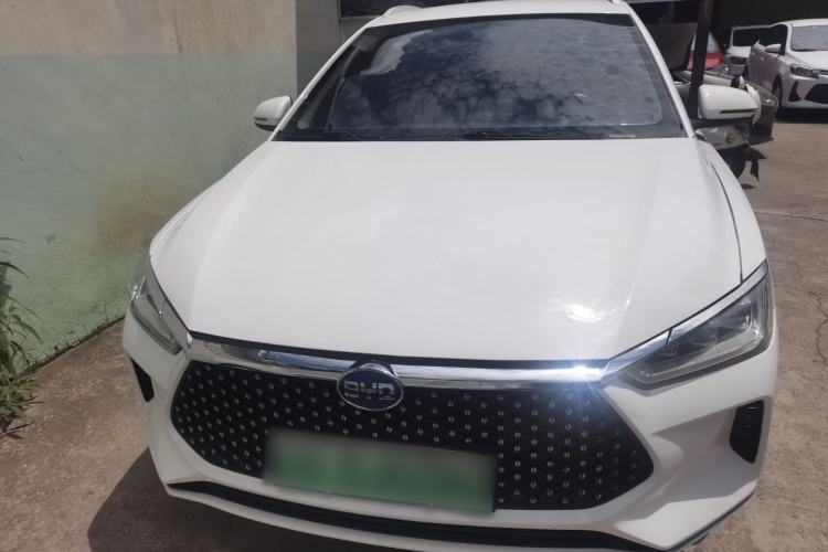 Used BYD e2 2021 Luxury Model Exterior 1