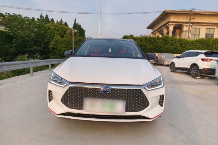 Used BYD e2 2021 Deluxe Model Exterior 1