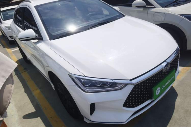 Used BYD e2 2021 Luxury Model Exterior 1