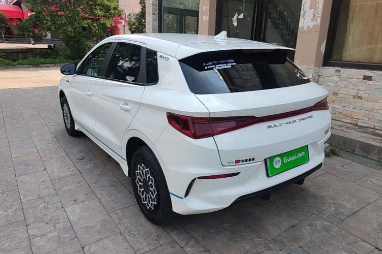 Used BYD e2 2021 Comfort Model Exterior 2
