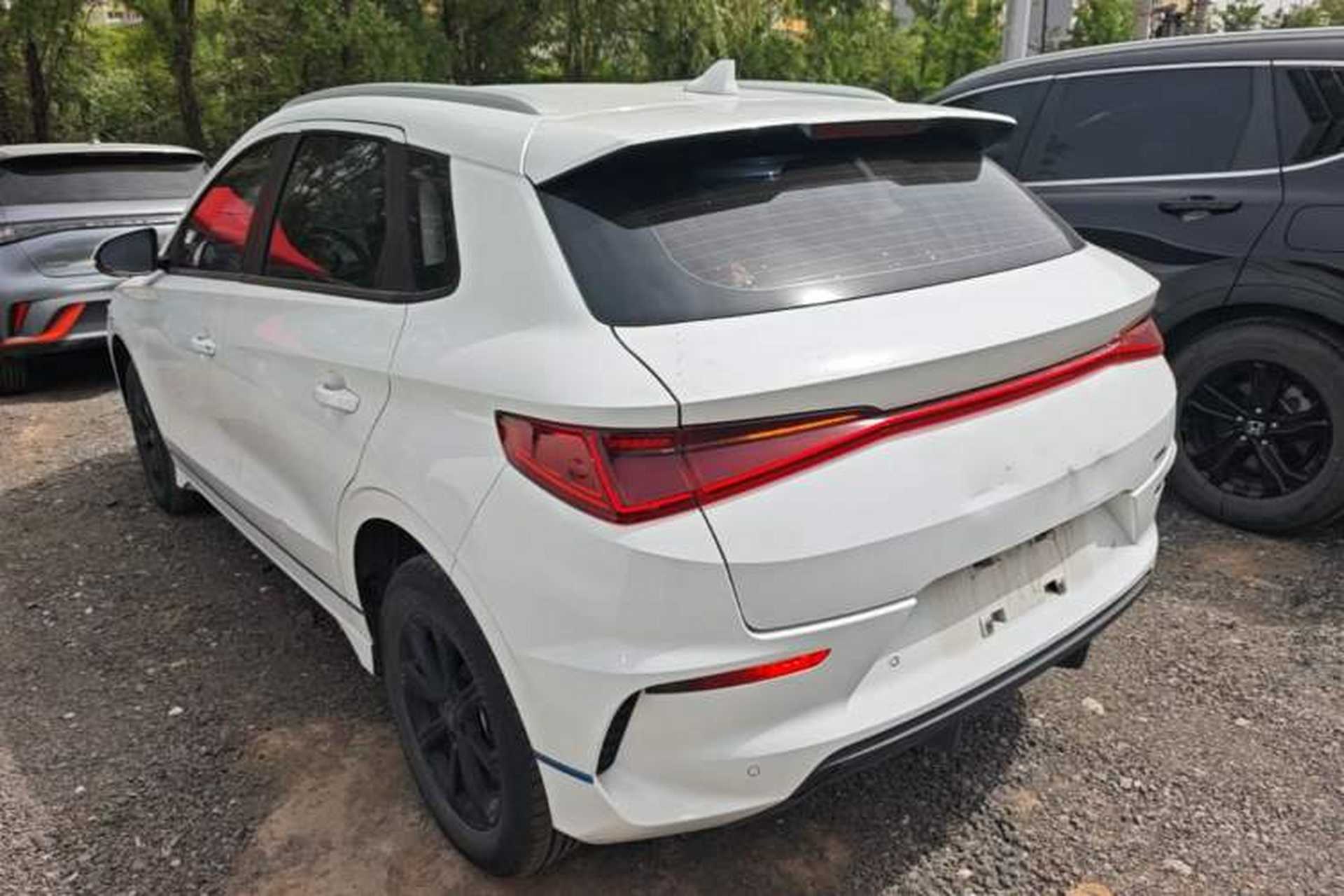 Used BYD e2 2021 Luxury Model Exterior 2