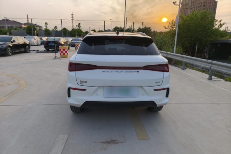 Used BYD e2 2021 Deluxe Model Exterior 2