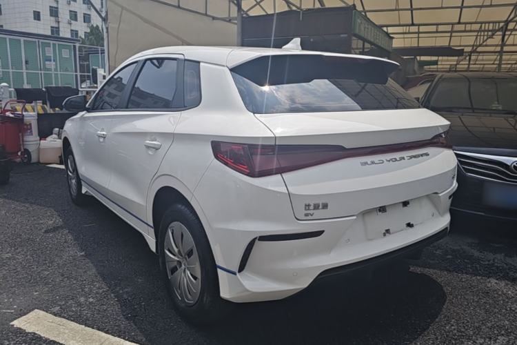 Used BYD e2 2021 Comfort Model Exterior 2